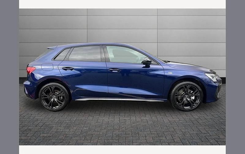 New Audi A3 e-tron Black Edition 204 HP (150 kW) 2025 Navarra blue Hatchback