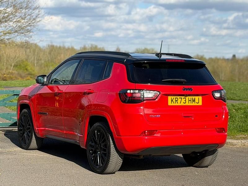 Used Jeep Compass 237 HP (174 kW) 2023 Colorado red SUV