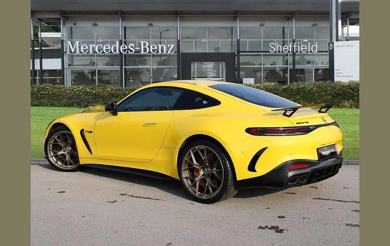 Used Mercedes AMG GT 63 AMG 585 HP (430 kW) 2024 Yellow Coupe