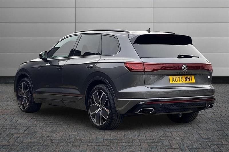 Used VW Touareg Black Edition 286 HP (210 kW) 2025 Silicon grey SUV