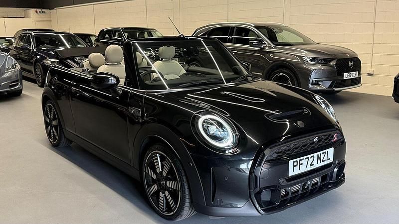 Black Used 2022 Mini Cooper S Cabriolet Exclusive Cabriolet | £20,900 (Fair price) - Image 1/4