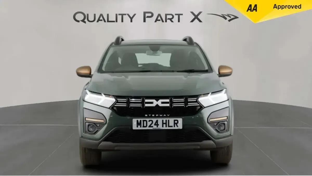 Używany Dacia Sandero Extreme 100 KM (73 kW) 2024 Zielony Hatchback
