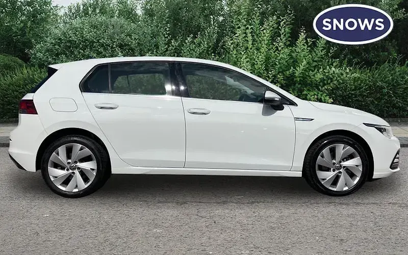 Used VW Golf VIII Style 131 HP (96 kW) 2024 Hatchback