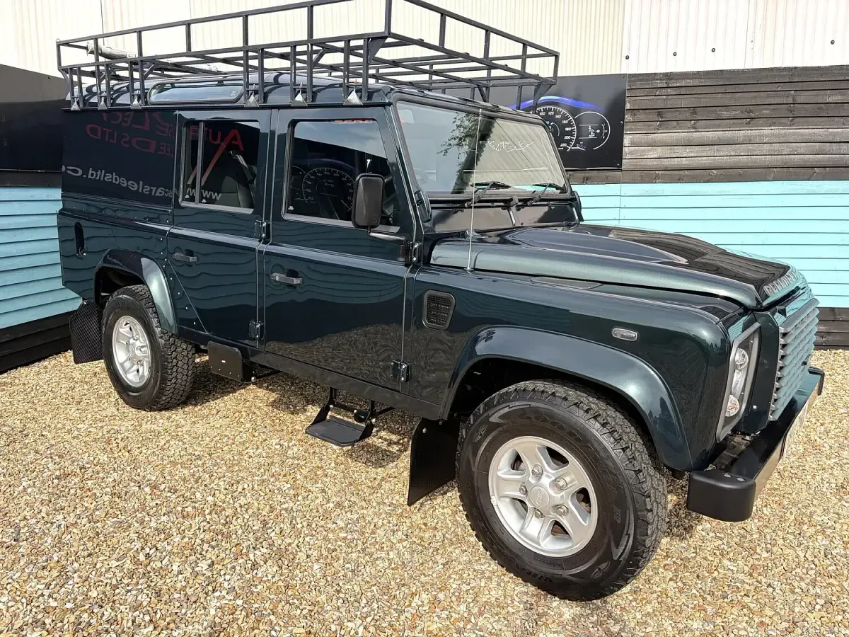 Used Land Rover Defender 2014 Green Estate