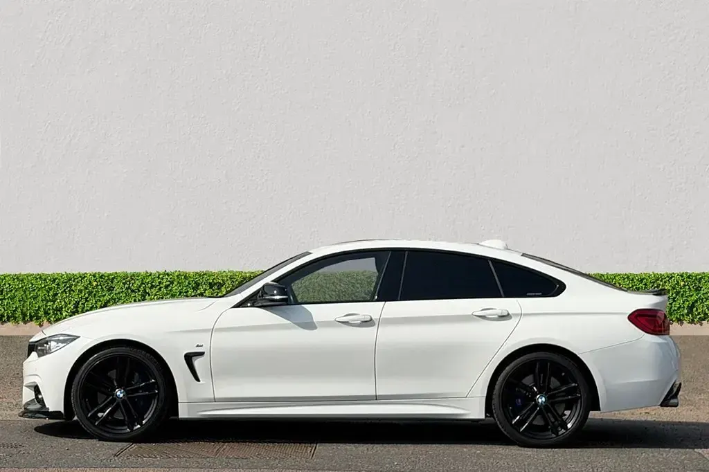 Used BMW 420 M Sport 190 HP (139 kW) 2018 White Hatchback