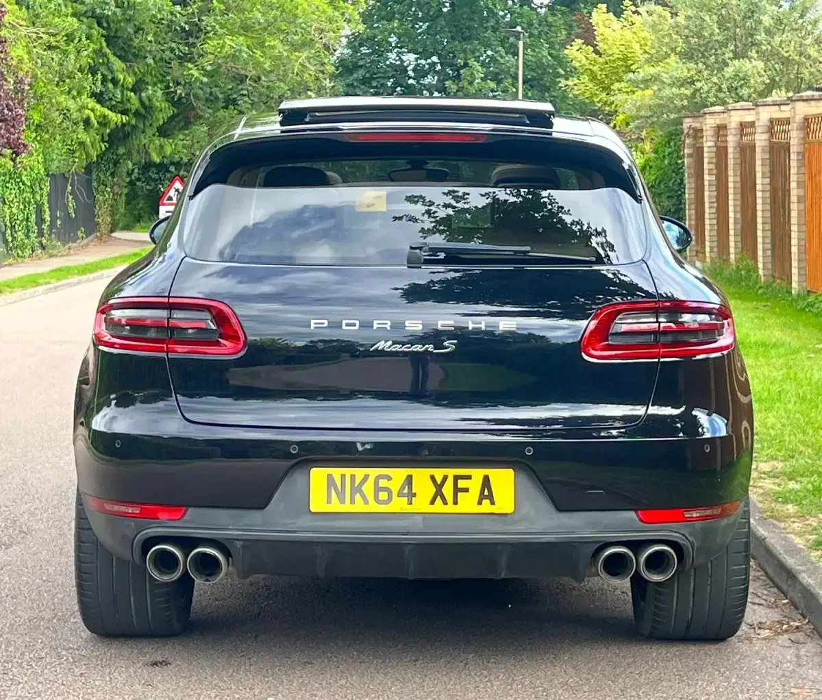 Used Porsche Macan 258 HP (189 kW) 2014 Black SUV
