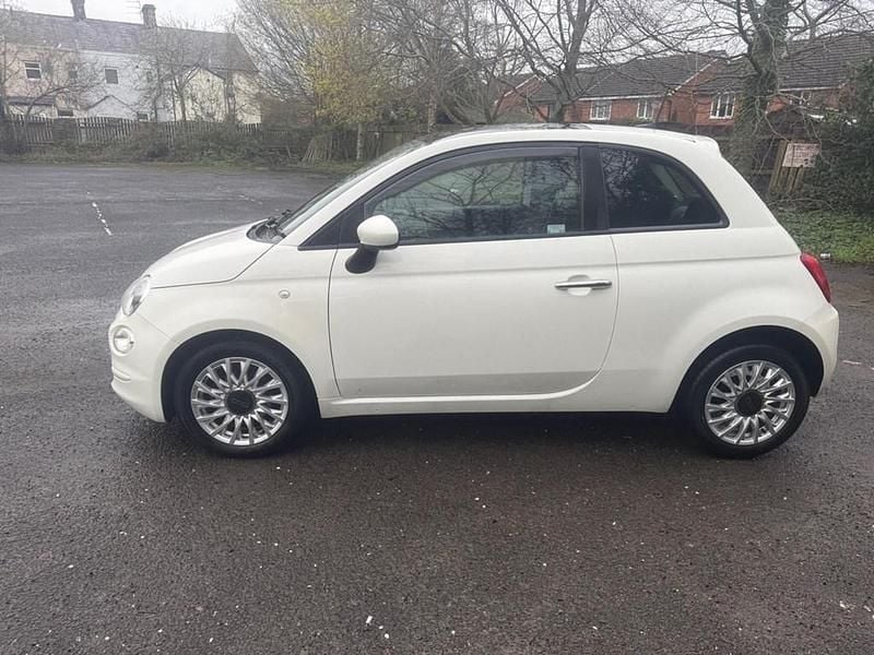 Używany Fiat 500 Lounge 70 KM (51 kW) 2021 Biały Hatchback