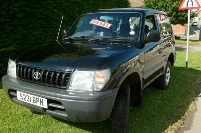 Used Toyota Land Cruiser 123 HP (90 kW) 1999 SUV