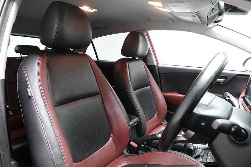 Used Kia Rio First Edition 118 HP (86 kW) 2018 Red Hatchback