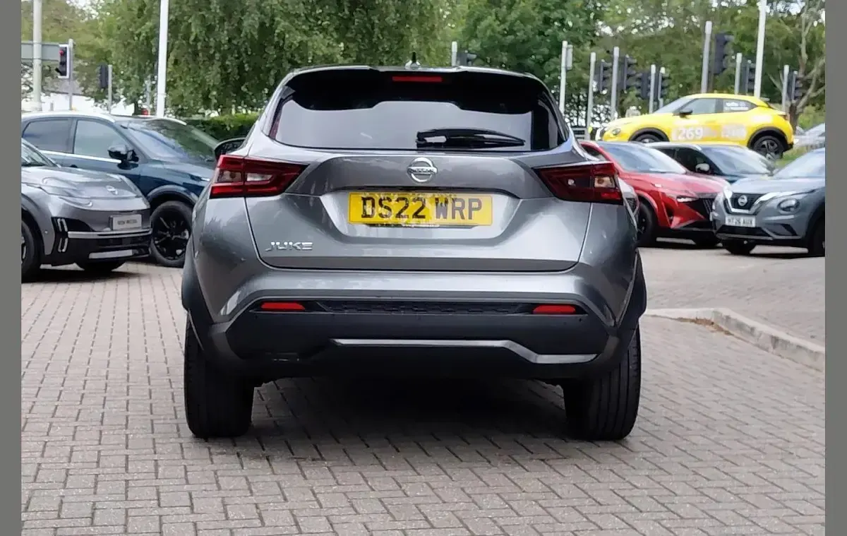 Used Nissan Juke Tekna+ 112 HP (82 kW) 2022 Grey SUV