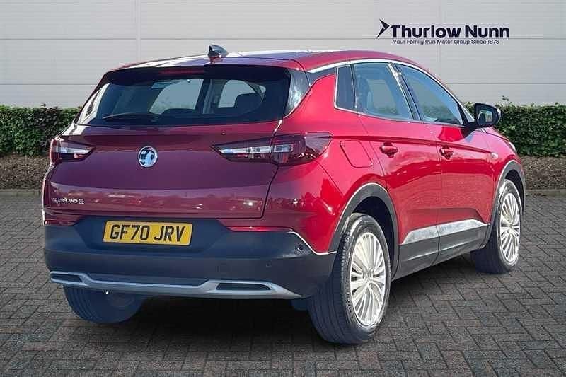 Used Vauxhall Grandland X Business Edition 130 HP (95 kW) 2020 Red SUV