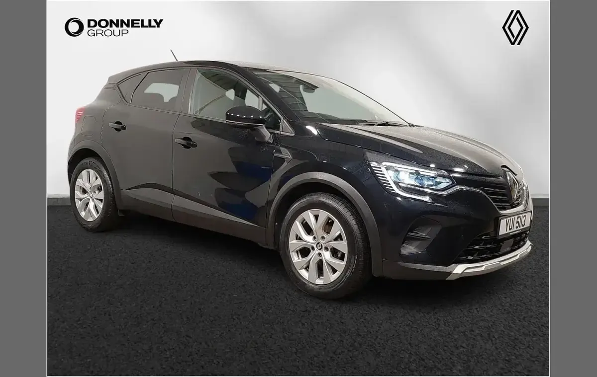 Usado Renault Captur Iconic 91 HP (66 kW) 2022 Preto SUV