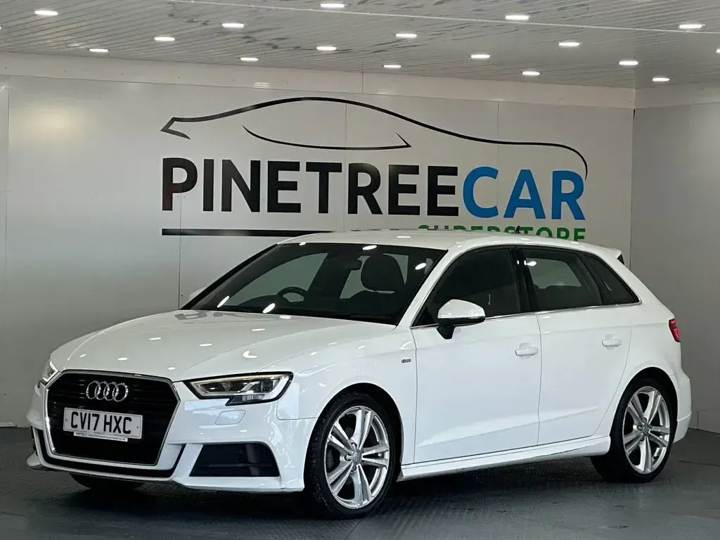 Used Audi A3 Sportback S-Line 150 HP (110 kW) 2017 White Hatchback