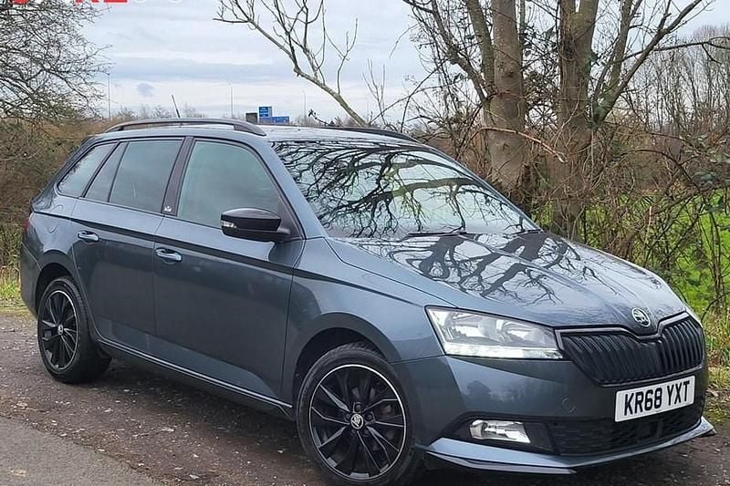 Used Skoda Fabia Monte Carlo 95 HP (69 kW) 2019 Grey Estate