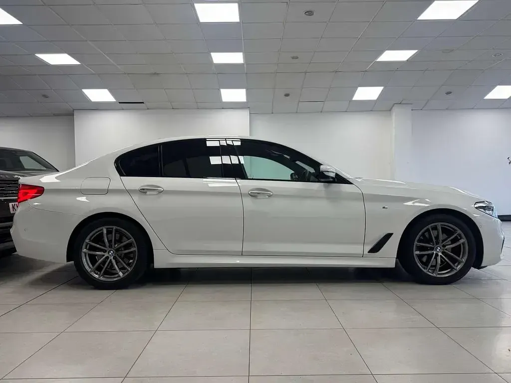 Used BMW 520 M Sport 190 HP (139 kW) 2018 White Sedan