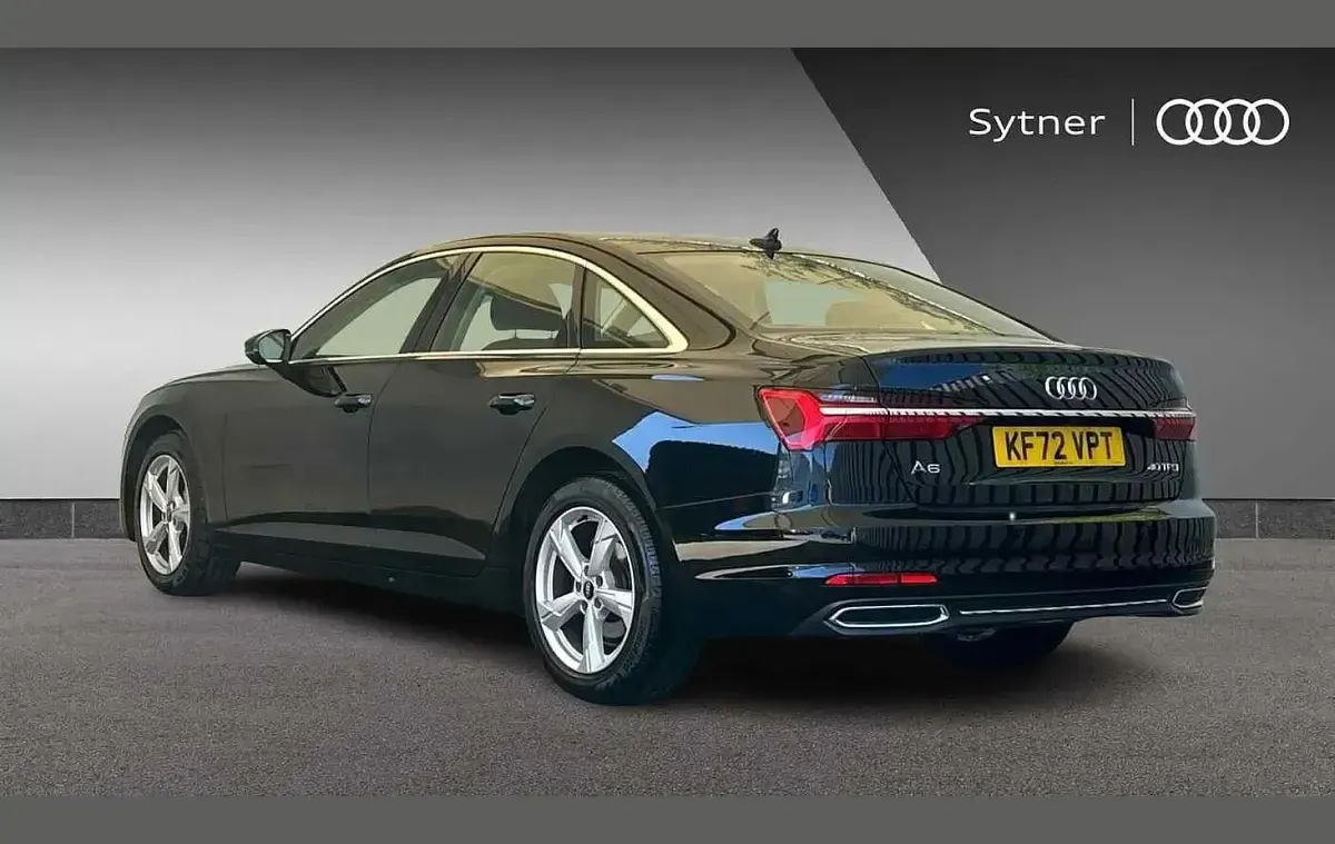 Usado Audi A6 Sport 200 HP (147 kW) 2023 Preto Sedan