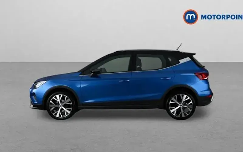 Used Seat Arona Xperience Lux 110 HP (80 kW) 2024 Blue SUV