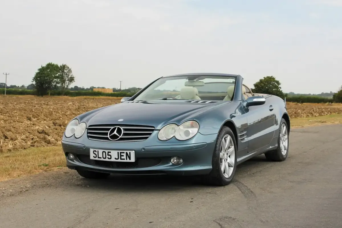 Used Mercedes SL500 306 HP (225 kW) 2005 Blue Cabriolet