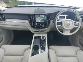 Used Volvo XC60 Ultra 250 HP (183 kW) 2025 Blue SUV