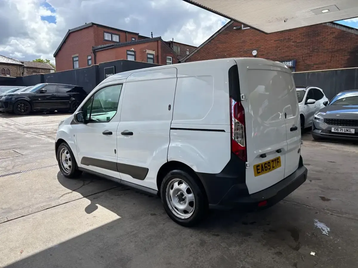 Begagnad Ford Transit Connect S 75 HK (55 kW) 2020 Vit Minibuss
