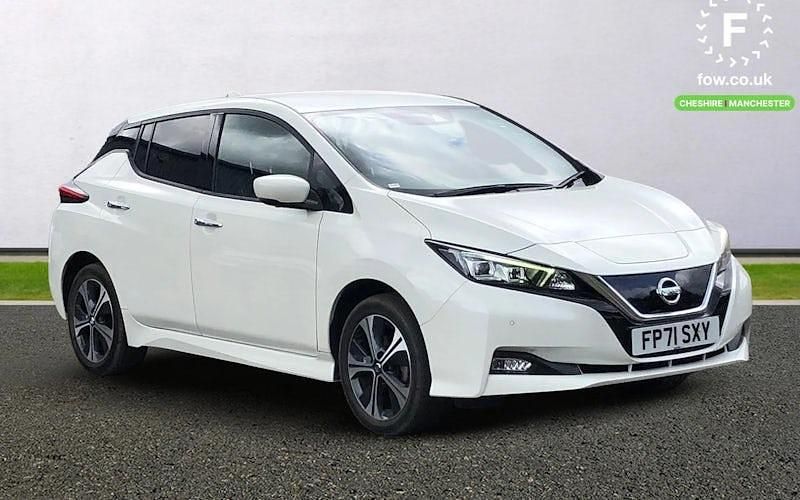 White Used 2021 Nissan Leaf Tekna Hatchback | £12,299 (Fair price) - Image 1/4