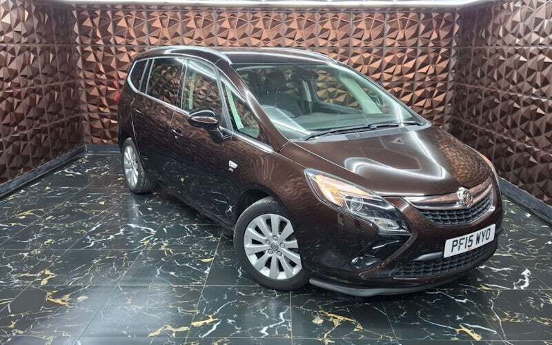 Used 2016 Vauxhall Zafira Tourer MPV | £8,399 (Fair price) - Image 1/4