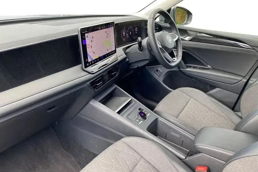 Used VW Tiguan Match 150 HP (110 kW) 2025 Oyster silver SUV