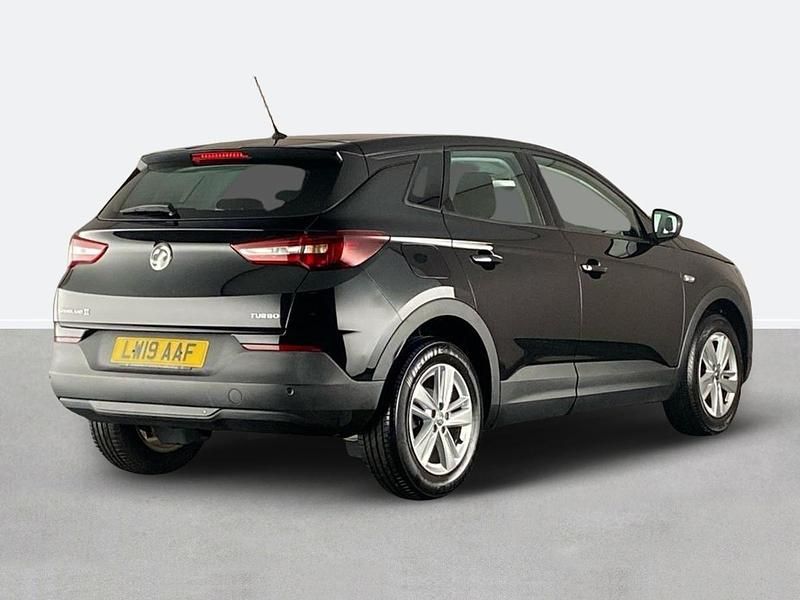 Used Vauxhall Grandland X S 130 HP (95 kW) 2019 Black SUV