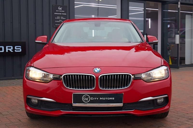 Used BMW 320 Luxury Line 2016 Red Sedan