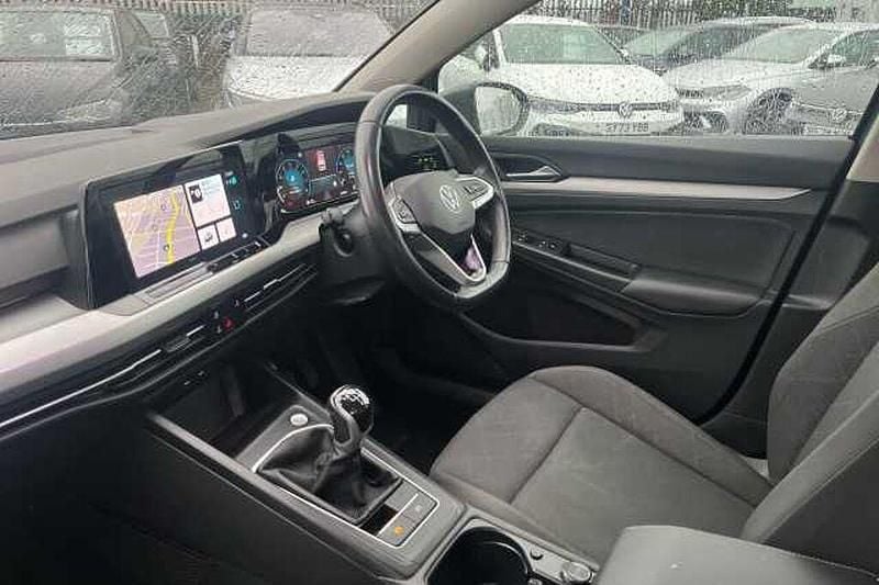 Used VW Golf VIII 130 HP (95 kW) 2023