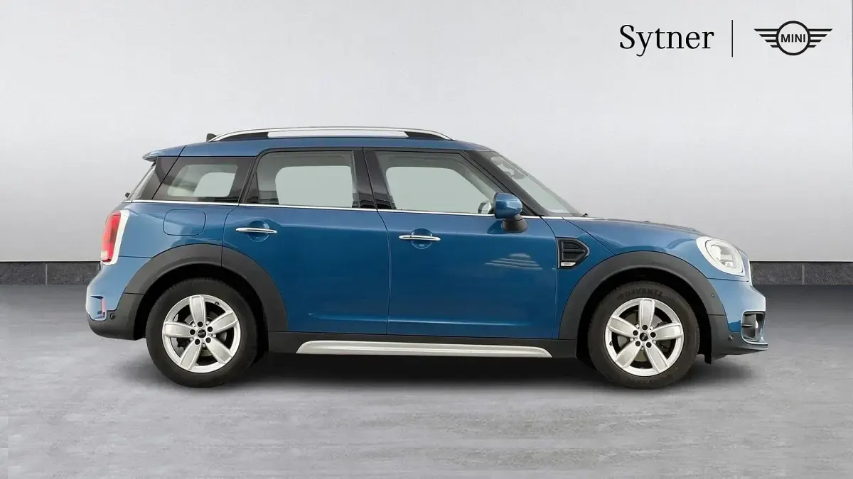 Used Mini Cooper Countryman 134 HP (98 kW) 2018 Blue SUV