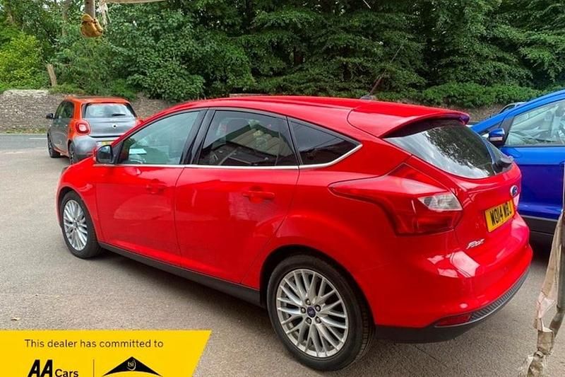 Red Used 2014 Ford Focus Zetec Hatchback | £3,995 - Image 1/1