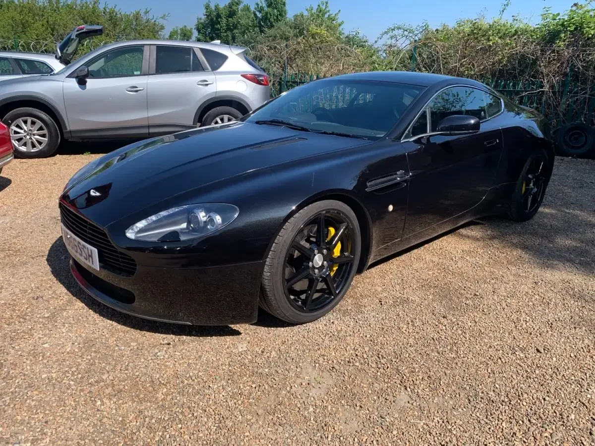 Used Aston Martin Vantage 2006 Black Coupe