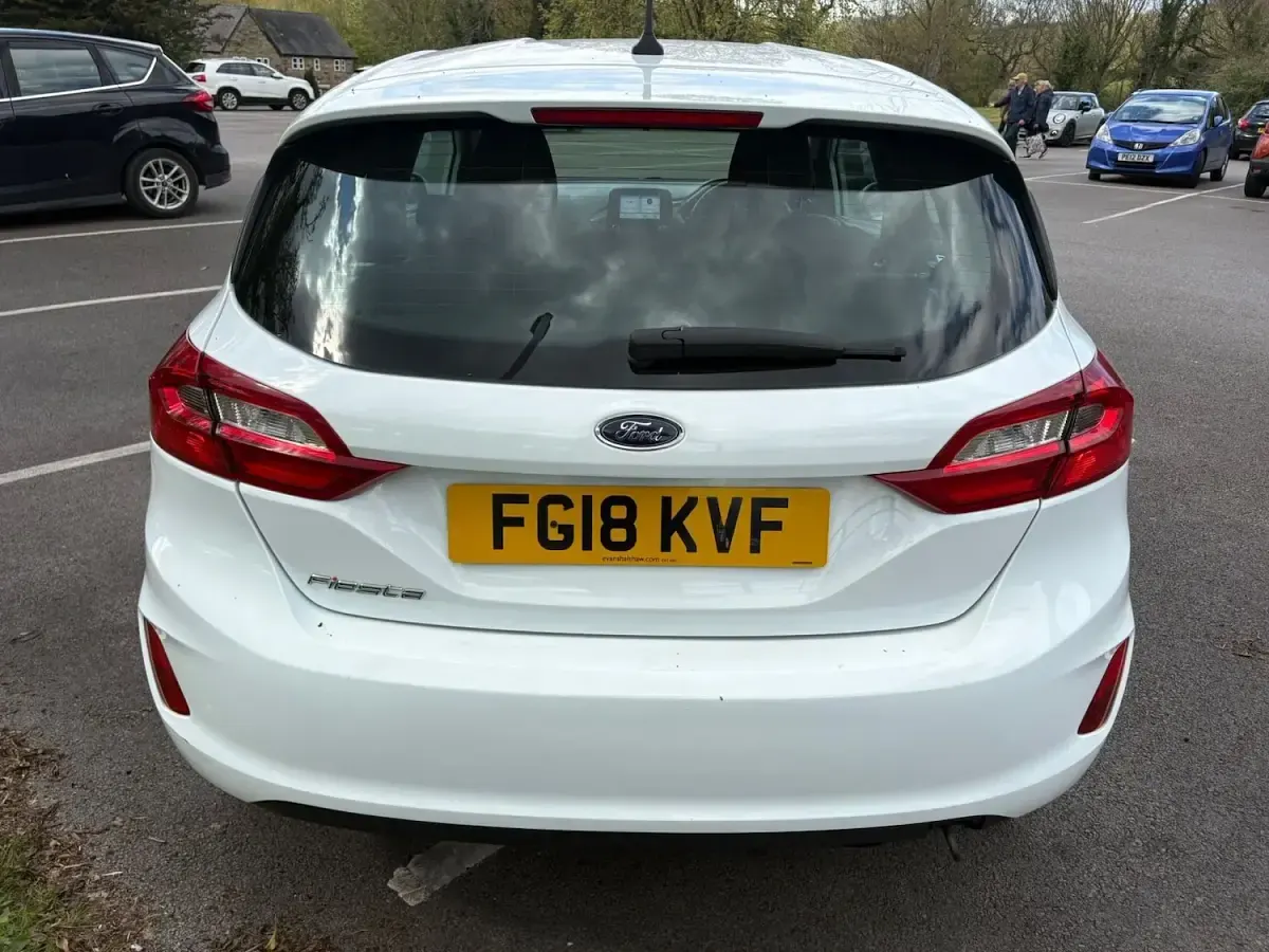 Used Ford Fiesta Zetec 2018 White Hatchback