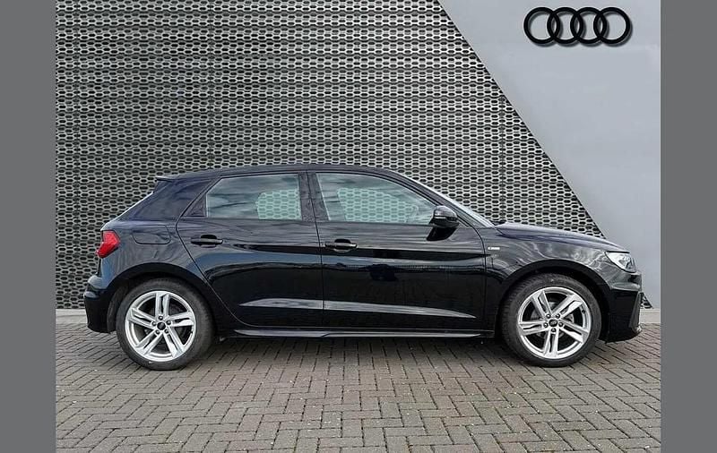 Used Audi A1 S-Line 94 HP (69 kW) 2023 Black SUV