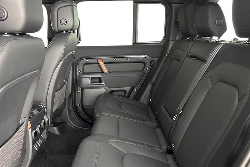 Used Land Rover Defender 404 HP (297 kW) 2023 Carpathian grey SUV