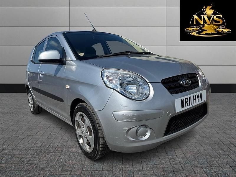 Used Kia Picanto 60 HP (44 kW) 2011 Silver Hatchback