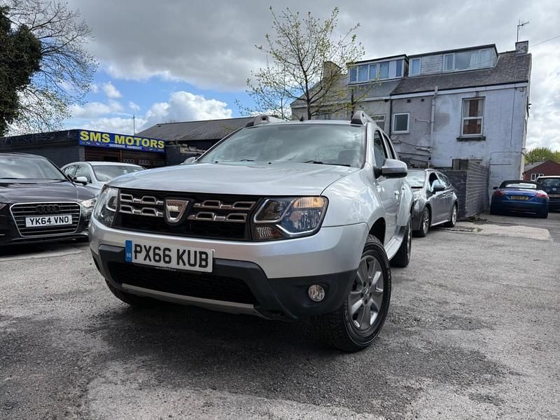 Begagnad Dacia Duster Lauréate 110 HK (80 kW) 2016 Silver SUV