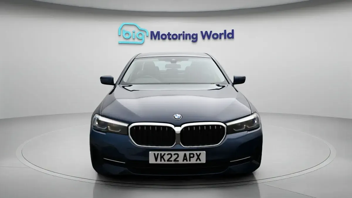 Used BMW 520 190 HP (139 kW) 2022 Blue Sedan