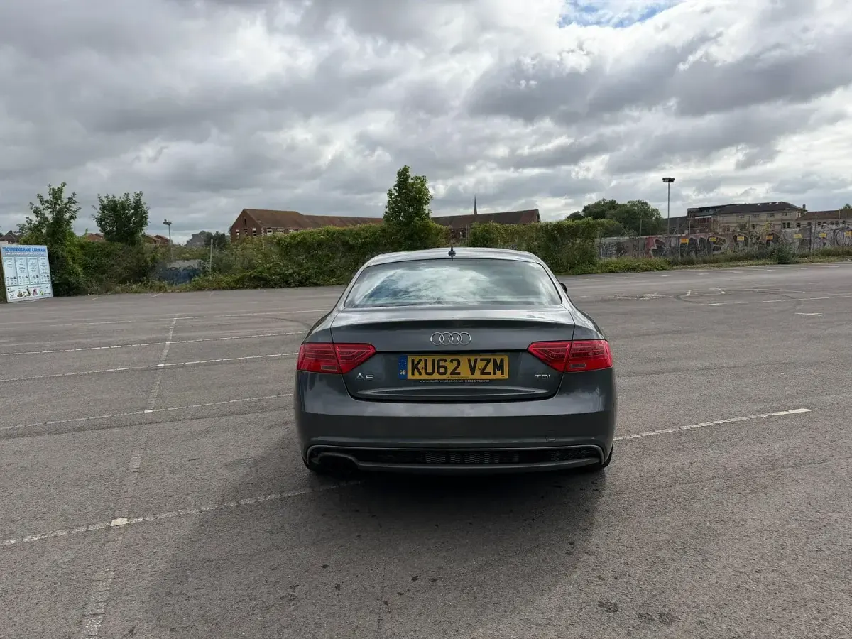 Used Audi A5 S-Line 177 HP (130 kW) 2012 Grey Coupe