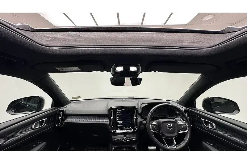 Used Volvo XC40 300 kW (408 HP) 2021 Black SUV