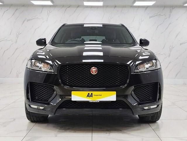 Used Jaguar F-Pace Chequered Flag 180 HP (132 kW) 2019 Black SUV