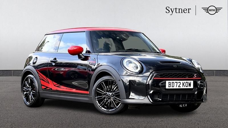 Black Used 2022 Mini Cooper S Exclusive Hatchback | £22,000 (Fair price) - Image 1/4