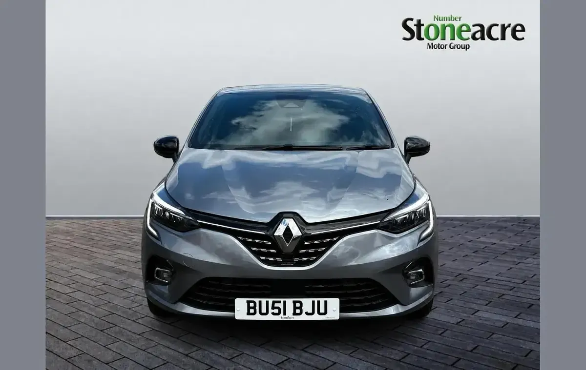 Used Renault Clio Techno 88 HP (64 kW) 2022 Grey Hatchback