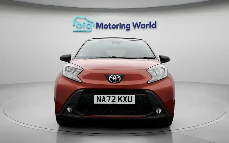 Used Toyota Aygo X Edition 72 HP (52 kW) 2022 Red SUV