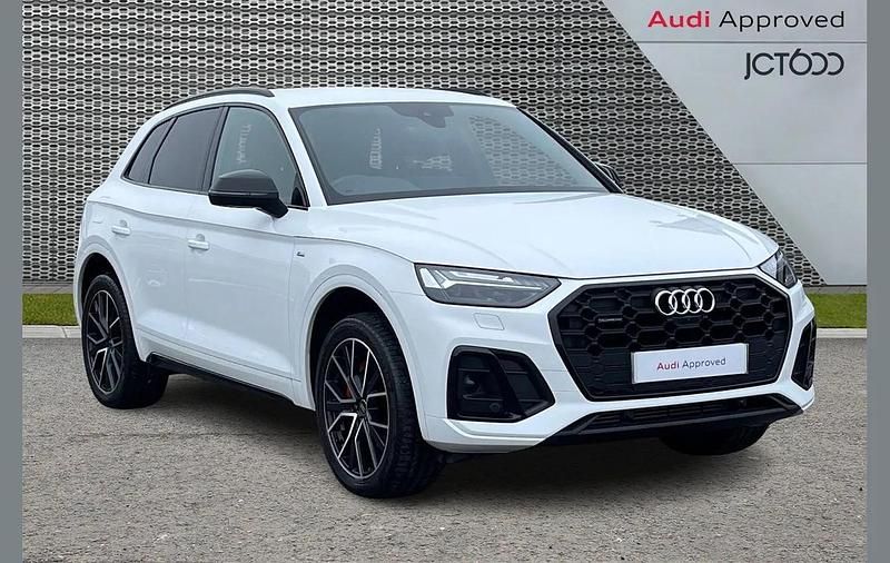 Used Audi Q5 Comfort 261 HP (191 kW) 2022 White SUV