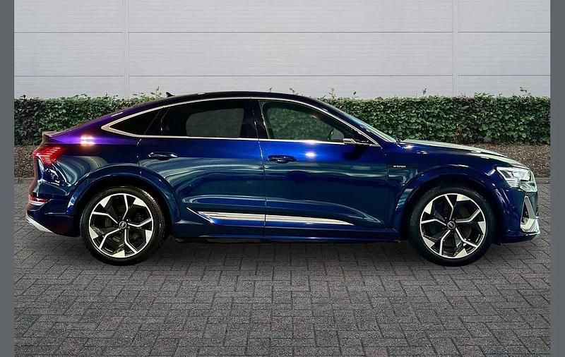 Used Audi e-tron Sportback Comfort 369 kW (503 HP) 2021 Blue SUV