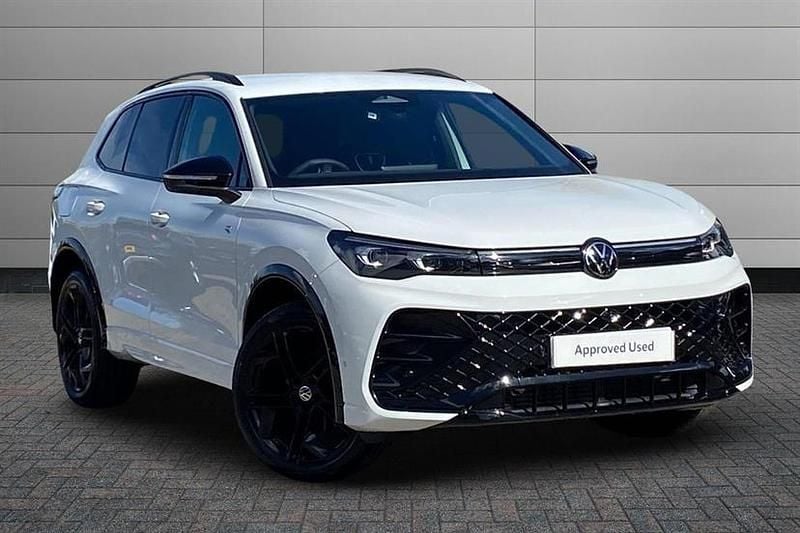 Pure white New 2025 VW Tiguan R-line SUV | £40,850 (Expensive) - Image 1/4