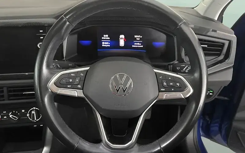 Used VW Taigo Life 95 HP (69 kW) 2023 Blue SUV