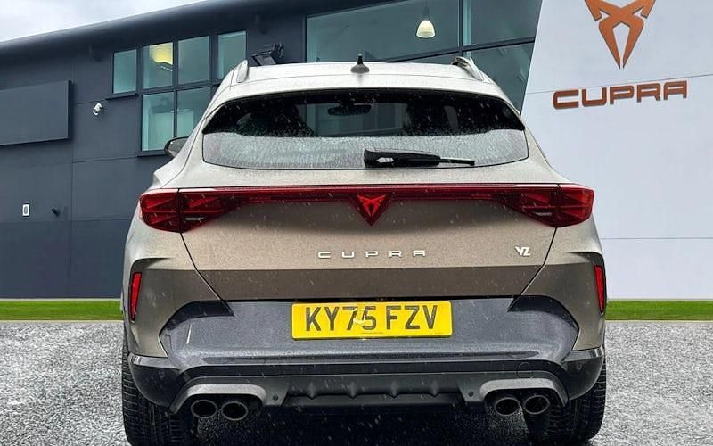 Used Cupra Formentor VZ3 333 HP (244 kW) 2025 Brown SUV